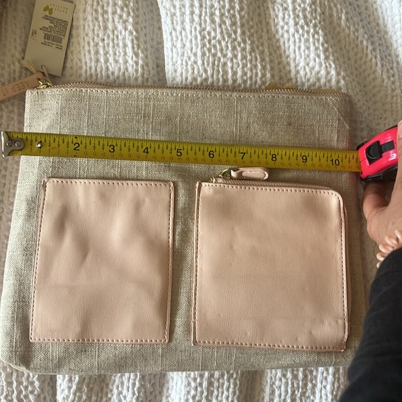 Pouch - Picture 3 of 4